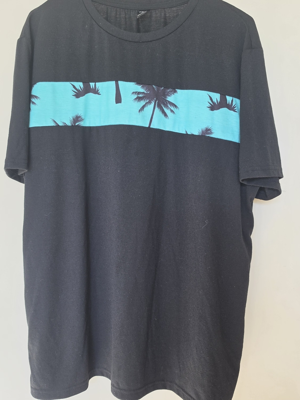 SHEIN Black Short Sleeve Tee with Teal Palm Stripe